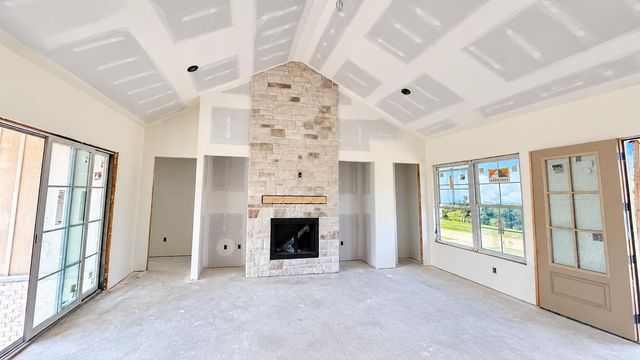 2012 West Court, Richmond, KY 40475