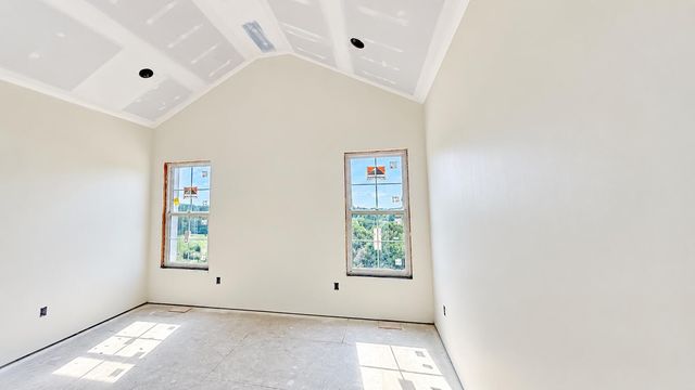 2012 West Court, Richmond, KY 40475