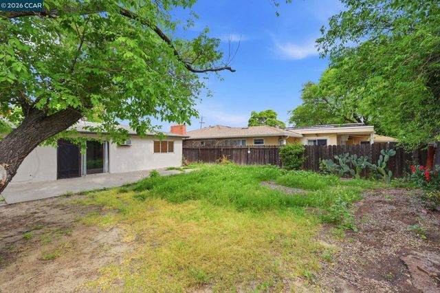 3971 San Juan Dr, Pittsburg, CA 94565