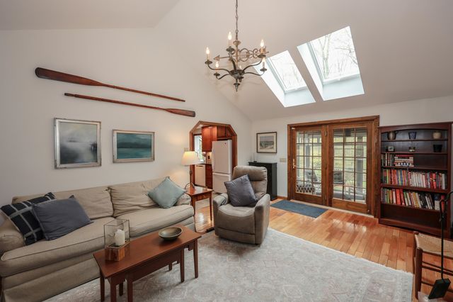 41 Gervaise Drive, Derry, NH 03038