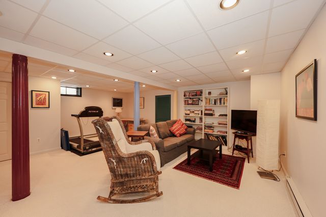 41 Gervaise Drive, Derry, NH 03038