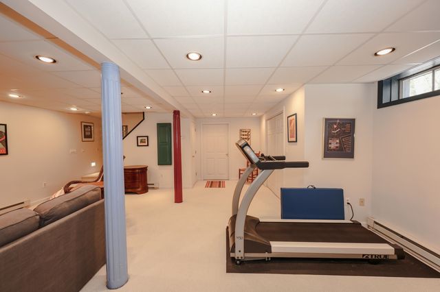 41 Gervaise Drive, Derry, NH 03038