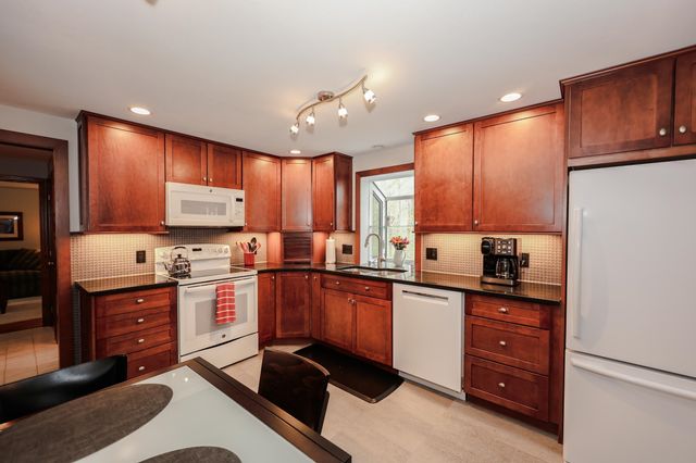 41 Gervaise Drive, Derry, NH 03038