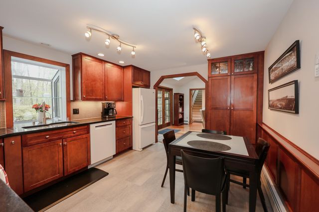 41 Gervaise Drive, Derry, NH 03038