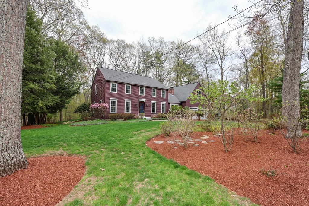 41 Gervaise Drive, Derry, NH 03038