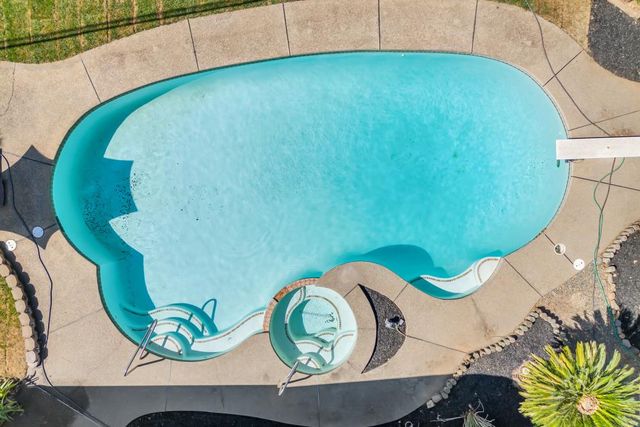 10225 Los Palos Dr, Rancho Cordova, CA 95670