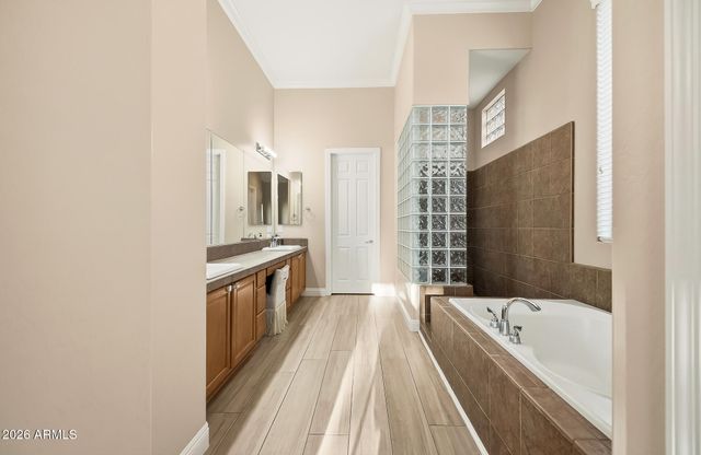 1529 W LAUREL GREENS Court, Phoenix, AZ 85086