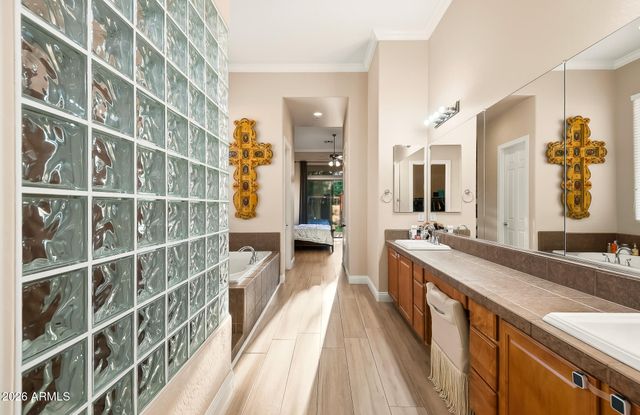 1529 W LAUREL GREENS Court, Phoenix, AZ 85086