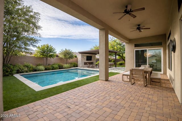 1529 W LAUREL GREENS Court, Phoenix, AZ 85086