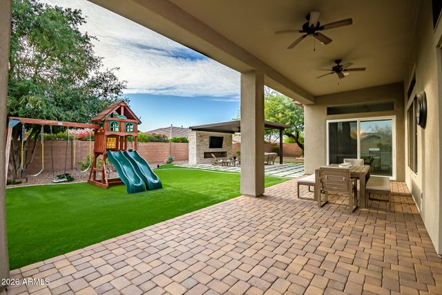 1529 W LAUREL GREENS Court, Phoenix, AZ 85086