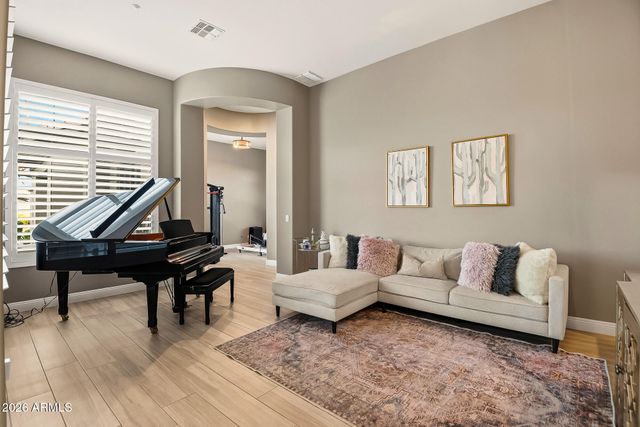 1529 W LAUREL GREENS Court, Phoenix, AZ 85086