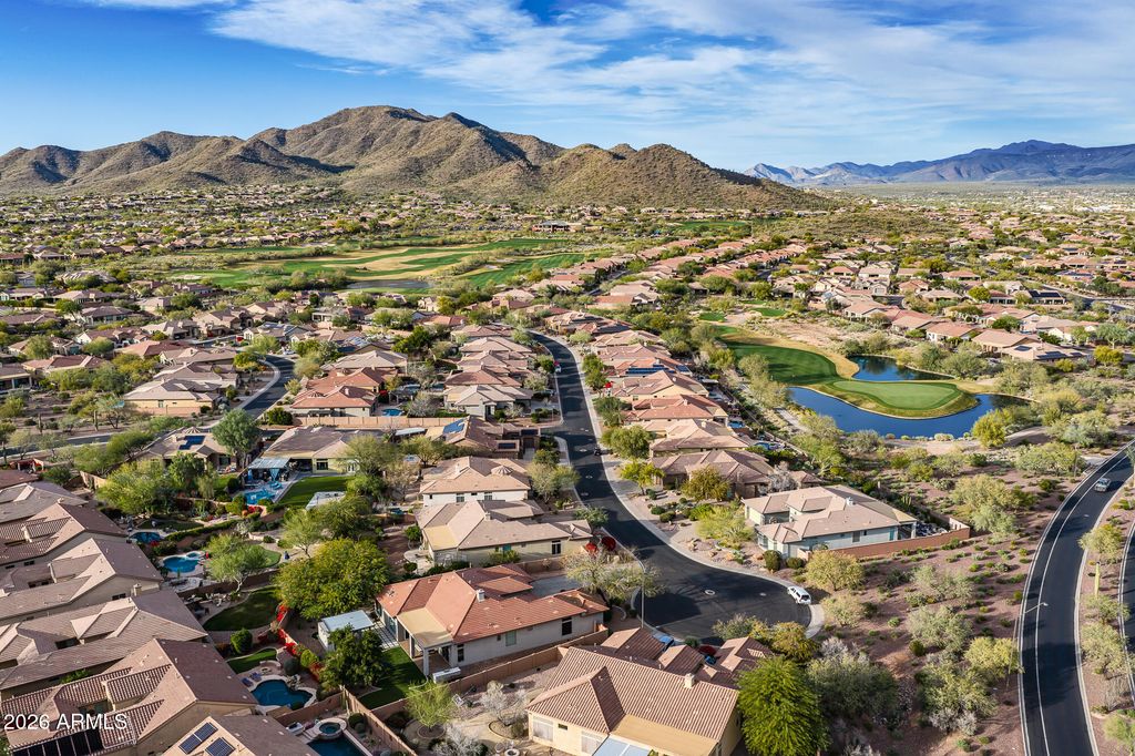 Image 57 of property listing at 1529 W LAUREL GREENS Court, Phoenix, AZ 85086