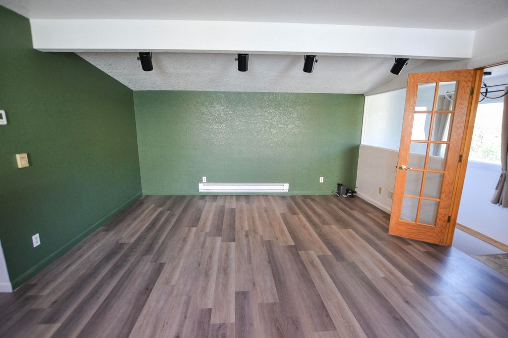 1219 W Water Street, Lewistown, MT 59457 photo 5