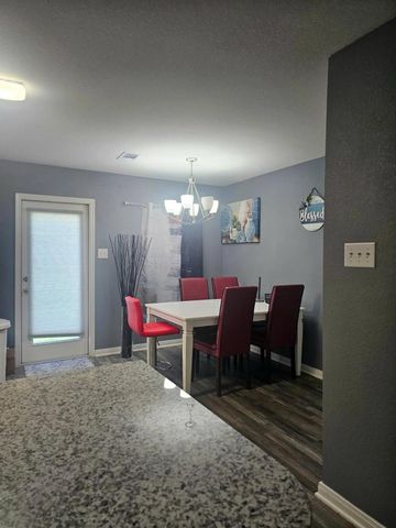 1010 Cedar Point Drive, Livingston, TX 77351