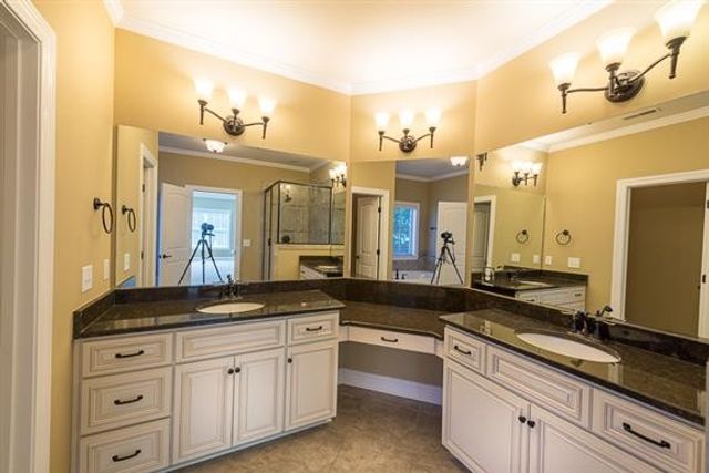 1381 Round Hill Ln, Spring Hill, TN 37174