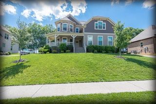 1381 Round Hill Ln, Spring Hill, TN 37174