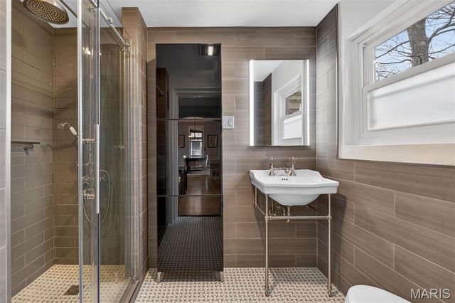 742 Yale Avenue, University City, MO 63130