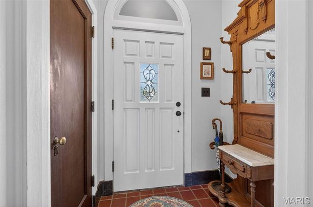 742 Yale Avenue, University City, MO 63130