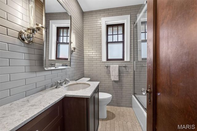 742 Yale Avenue, University City, MO 63130