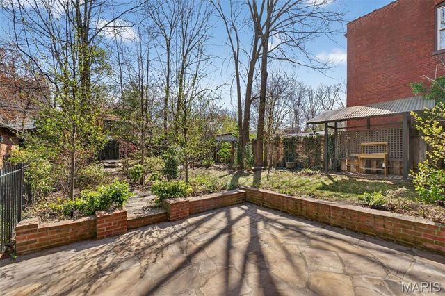 742 Yale Avenue, University City, MO 63130