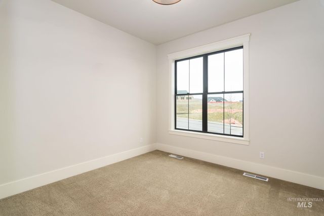 6814 S Krakauer Place, Meridian, ID 83642