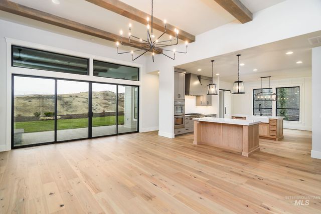 6814 S Krakauer Place, Meridian, ID 83642