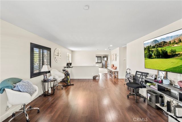 7925 Hemingway Court, Fontana, CA 92336