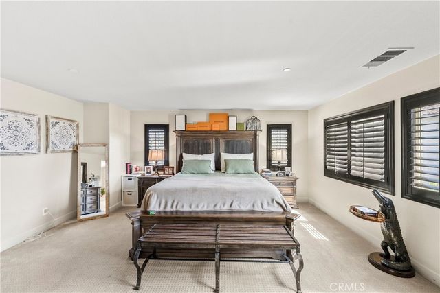 7925 Hemingway Court, Fontana, CA 92336