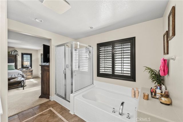 7925 Hemingway Court, Fontana, CA 92336