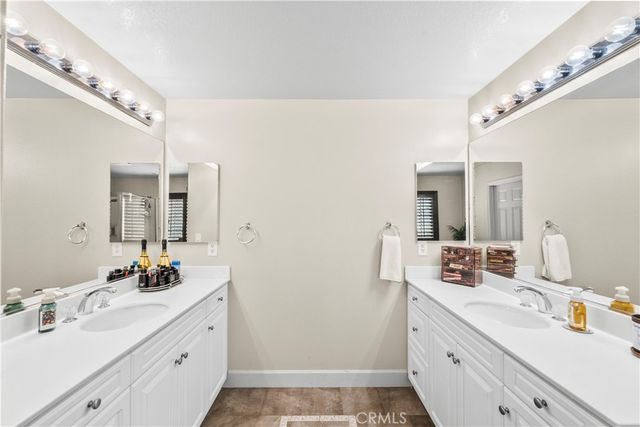 7925 Hemingway Court, Fontana, CA 92336