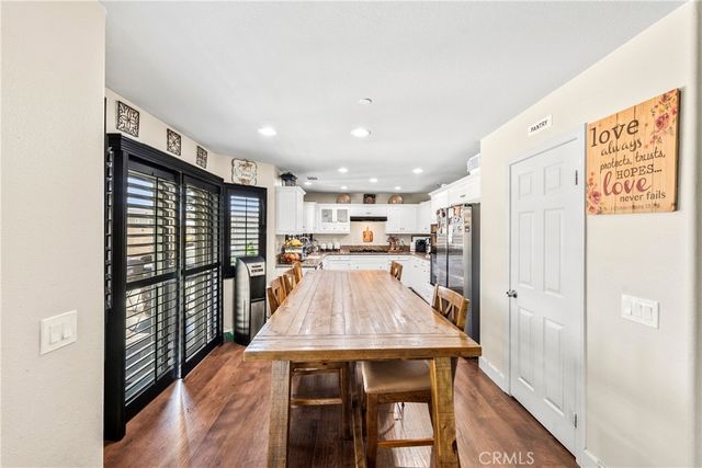 7925 Hemingway Court, Fontana, CA 92336