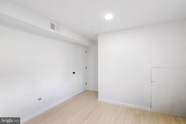 105 S SAINT PAUL ST, Hamilton, VA 20158