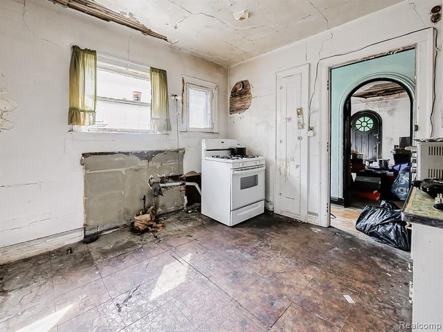 2654 Tuxedo Street, Detroit, MI 48206