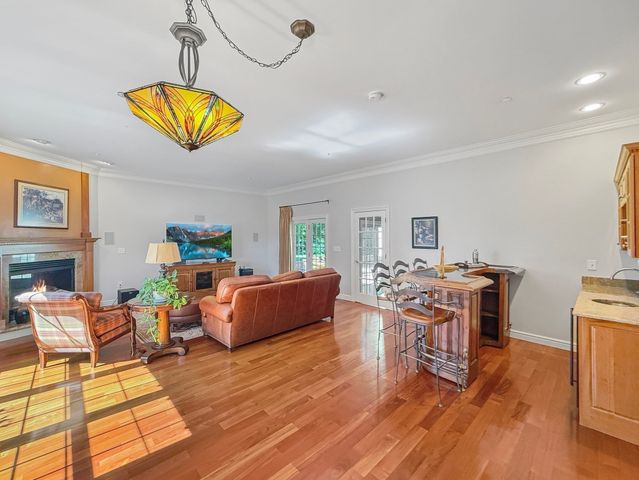 97 Windkist Farm Rd, North Andover, MA 01845