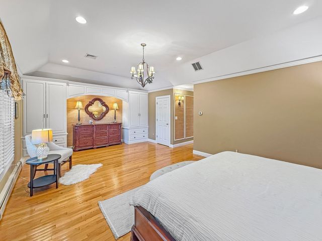 97 Windkist Farm Rd, North Andover, MA 01845