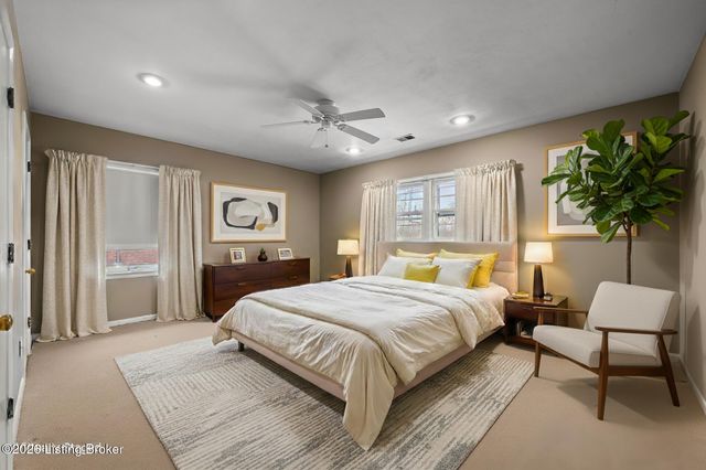 202 Sequoya Rd, Louisville, KY 40207