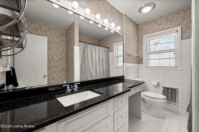 202 Sequoya Rd, Louisville, KY 40207