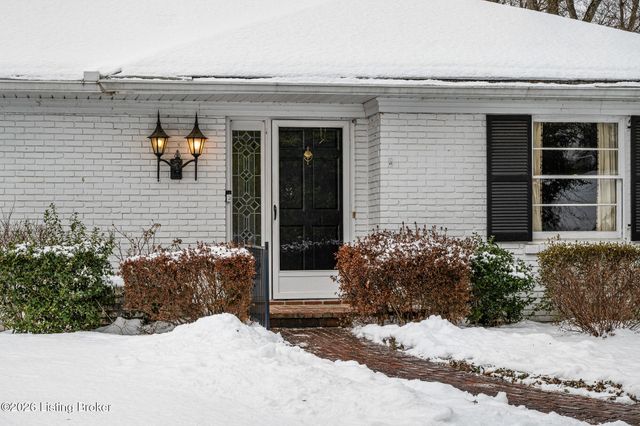 202 Sequoya Rd, Louisville, KY 40207