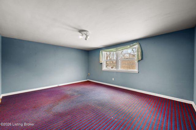 202 Sequoya Rd, Louisville, KY 40207