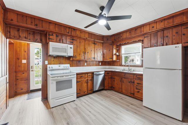 1623 Sherman Boulevard, Fort Wayne, IN 46808