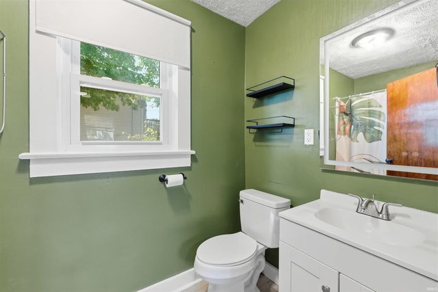 1623 Sherman Boulevard, Fort Wayne, IN 46808