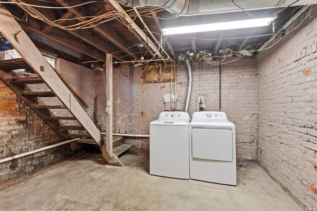 1623 Sherman Boulevard, Fort Wayne, IN 46808