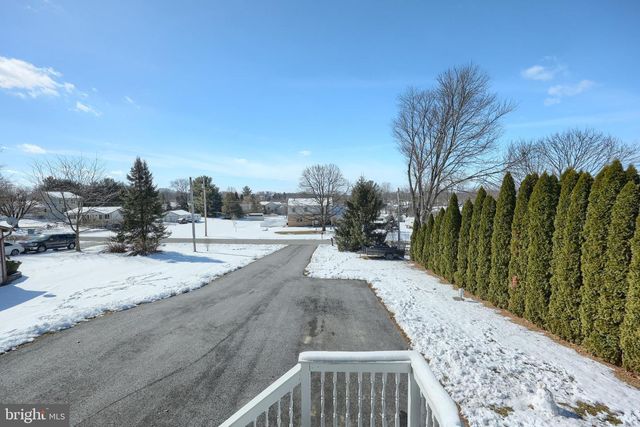 14 WADSWORTH DR, East Berlin, PA 17316