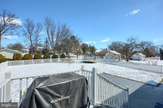 14 WADSWORTH DR, East Berlin, PA 17316