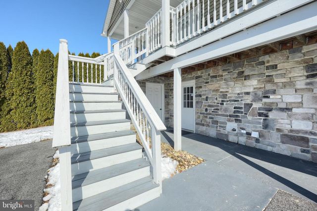 14 WADSWORTH DR, East Berlin, PA 17316