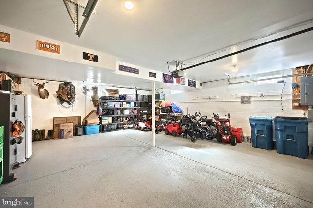 14 WADSWORTH DR, East Berlin, PA 17316