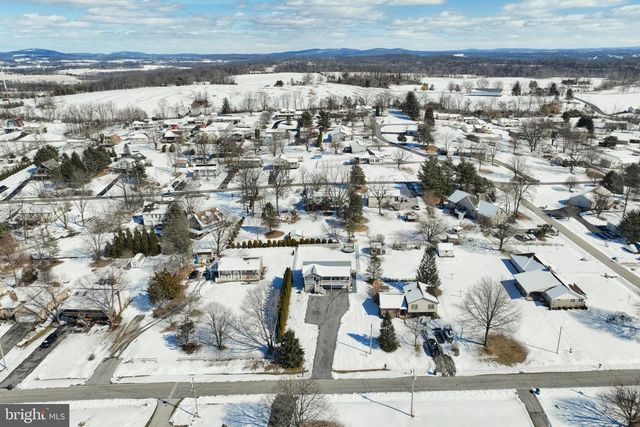 14 WADSWORTH DR, East Berlin, PA 17316