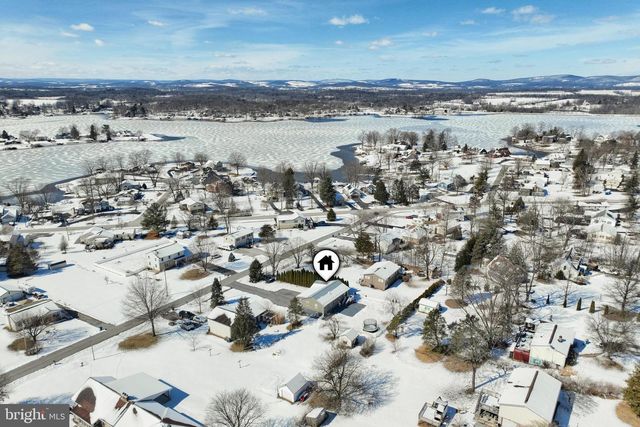 14 WADSWORTH DR, East Berlin, PA 17316