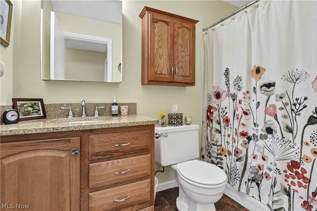 2880 N Bay Drive N10, Westlake, OH 44145