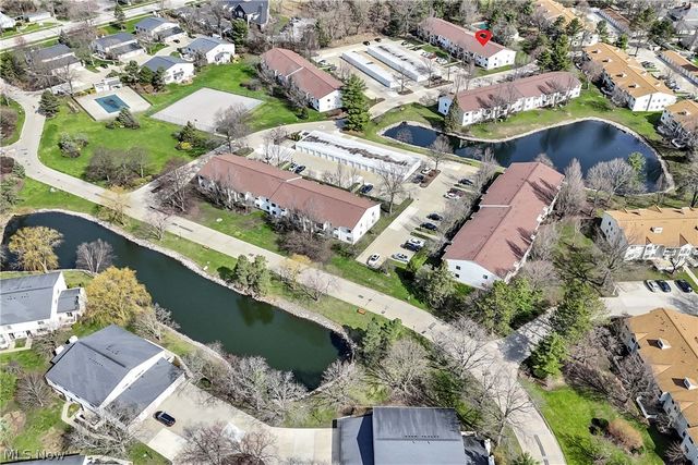 2880 N Bay Drive N10, Westlake, OH 44145